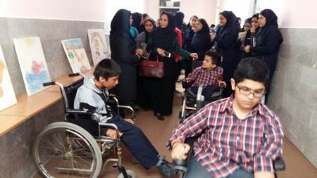بازدید دانش آموزان از آموزشگاه ضرابی (معلولین جسمی حرکتی)